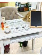 【待ち時間も選べるドリンクとタブレット完備】リラックスタイムをお過ごしください