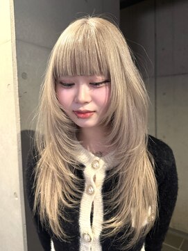 レオニード 表参道(LEONID) 【馬場】ダメージレスで切れ毛を気にせずホワイトブロンド