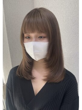 ヴィヒタ 川越 本川越(VIHTA.) レイヤーカットブリーチダブルカラーヘーゼルベージュグレージュ