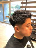 ジェットモヒカンアップバングスキンフェードスタイル