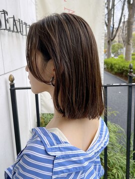ビュートリアム 広尾(BEAUTRIUM) 広尾　恵比寿　麻布　20代　30代　40代　ミディアムボブ　ロブ