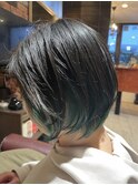 ショートボブ