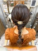 【Bormee】タイトだけどタイトすぎない編みおろしローポニー