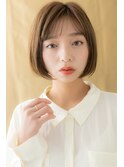 カーキベージュ前下がり切りっぱなしボブ315Y戸頭10代20代30代