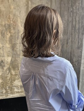 フルアヘッド(FULL A HEAD) 大人可愛いエアリーボブ