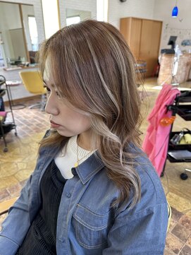 エクリュ(eKuryu) ハイライトミルキーベージュ