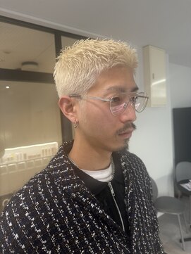 ナンバー 竪町(number+) ホワイトベリーショート