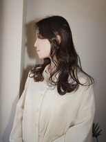 モノリス(MONOLITH.)&nbsp;艶ブラウン・コテ巻きミディアム