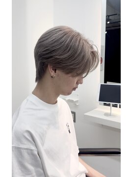 オン(on.) 大人センターパート　透明感カラー