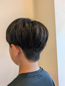 一葉の写真/メンズのお客様も大歓迎!髪のお悩みを解決し、自宅でのお手入れ方法を丁寧に教えます。