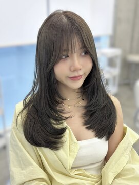 アイシー 表参道(ICY) ワンカールレイヤーカット/ハッシュカット/オリーブグレージュ