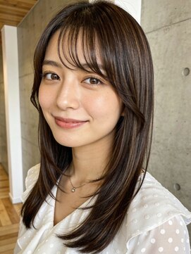 カランエノエル(Calin et Noel) ミディアムレイヤー/シースルーバング/髪質改善ストレート