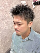キタセンジュバーバー バイ ティーズ(KITASENJU BARBER by T's) スパイキーショート