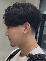 フィフス 大分(fifth)&nbsp;大分フェザーパーマメンズカットラウンドマッシュセンターパート