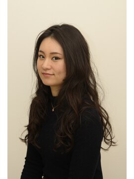 インフィニット(INFINITE) ロング巻髪