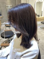 ジーナ 渋谷駅前(Zina)&nbsp;大人かわいいくびれミディ×ラベンダーアッシュカラー