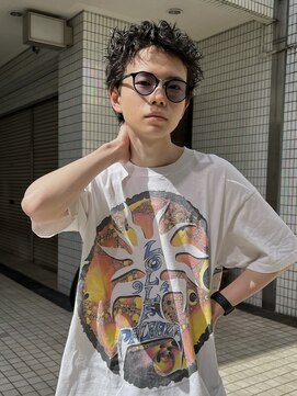 ヒュージ 三軒茶屋(huge) アップバング/束感ショート/ツーブロックマッシュ/コンマヘア