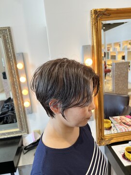 コワファースト  させぼ五番街店(COIFF1RST) クビレショート♪