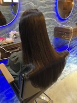 ラズリー(Lazliy)&nbsp;縮毛矯正でツルピカに！