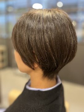 ファム 横川店(femme) 【小顔】大人ショート