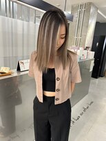 キング 枚方店(K!ng)&nbsp;【枚方、高槻、梅田】ホワイトハイライト