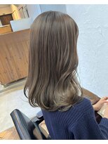 エル バイ ホーム(L by HOME)&nbsp;オリーブベージュ　明るめカラー　透け感カラー　お顔周りカット