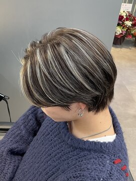 トゥイン 八王子(TWIN) メンズハイライトメッシュ/韓国マッシュ/センターパート/八王子