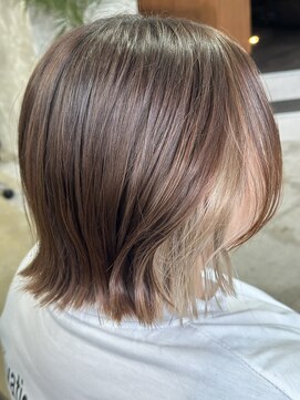 ゴーグッド(GO GOOD.) 外はねボブ×インナーホワイトベージュ