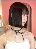 顎下2cm前下りボブ