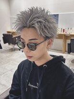 ルーストデラックス 京都河原町三条(ROOST dx) ホワイトシルバースパイキー