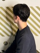 バーバーバー アカバネ(BARBER-BAR AKABANE) 爽やかさ×オトナっぽさ全開のセンターパート　＃3