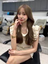 アマトウキョウ 表参道(AMA TOKYO)&nbsp;レイヤーカット 韓国ヘア ミルクティー 高島大登