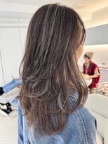 ノラ ウメダ(NORA UMEDA)&nbsp;地毛ハイライト地毛風ハイライト細いハイライト大阪ハイライト