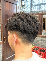 スリーセント 栄(3/cent)&nbsp;【スキンフェード×リバースパーマ】