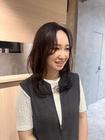 クス(KUsU) レイヤーカット/グレージュ/顔まわりカット