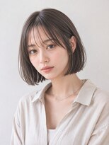 ミリール (Mireel) 透明感アッシュの切りっぱなし/ショートボブ