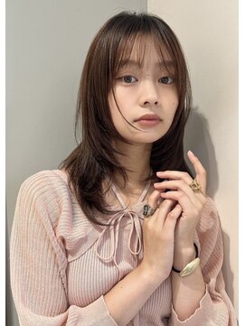 トリッカ シブヤ(TRICCA SHIBUYA) シャギーカットミディアムレイヤーカットシースルーバング渋谷