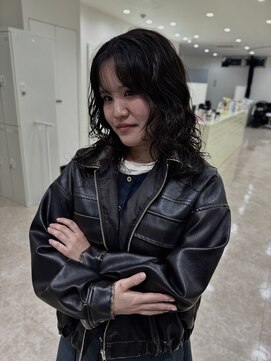 モト 船橋(moto) ダークブラウン×ウルフボブニュアンスパーマ