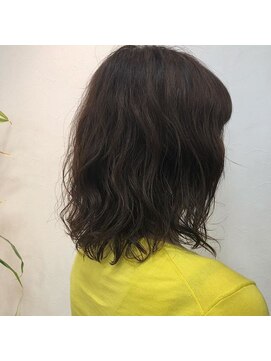 ヘアーアンドメイク ヒューラ 立川店(HAIR&MAKE hurra) ナチュラルウェーブパーマ