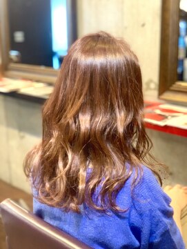 1+ アンプリュス(Unplus) ピンクアッシュロングスタイル