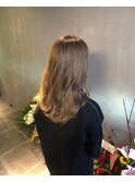 シアベージュ