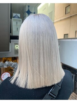 ラフ 難波店(LAFF) #黒髪#ボブルフ#ネビージュ#小顔#ワンレン