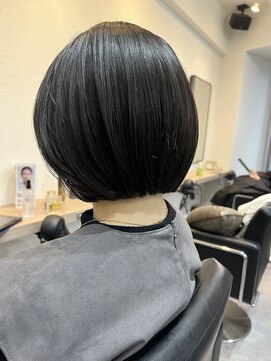 フルール(Fleur) 恵比寿 大人ボブ ミセスカット ワンレン 黒髪