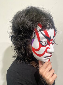 コマ(coma) 【coma中野】黒髪ウルフ＿スパイラルパーマ