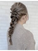 0代30代大人可愛いお呼ばれスタイル編みおろしグレージュ