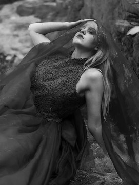 ミノル(MINORU) ドレス撮影&ヘアメイク