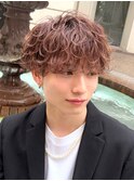 波巻きスパイラルパーママッシュウルフショートツーブロック