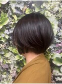 ショートボブ