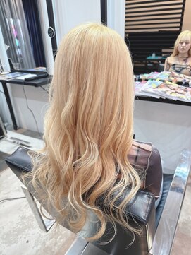 ミニムトータルビューティープロデュース(MINIM total beauty produce) ブリーチカラー