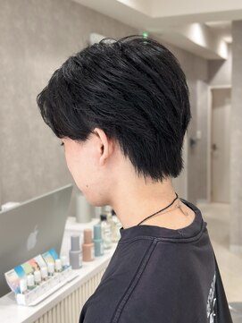 メレ 仙台(Mele) 20代～30代/刈り上げないメンズセンターパート［仙台］